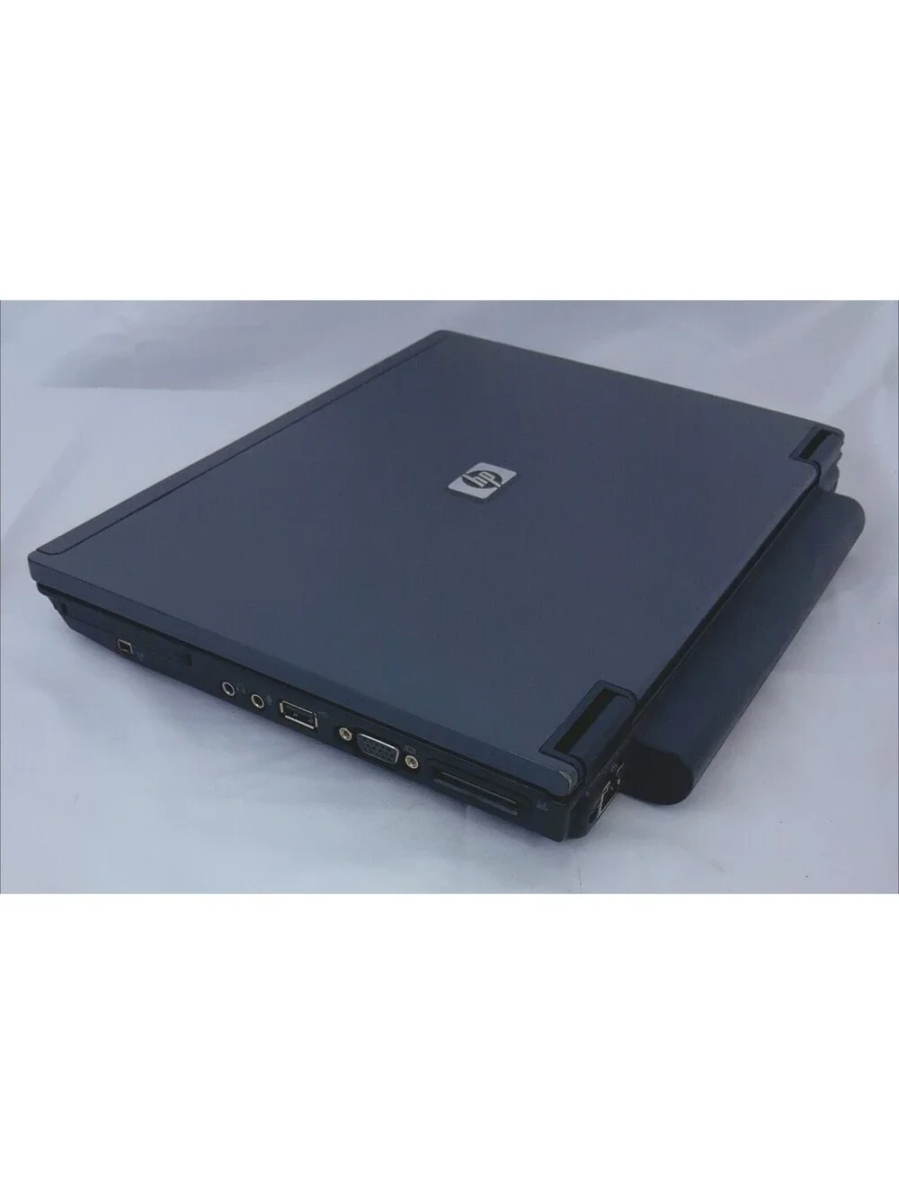 HP compaq nc2400